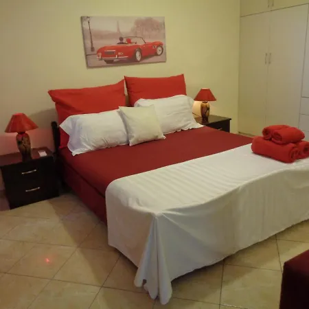 Kuri Apartment Sarande