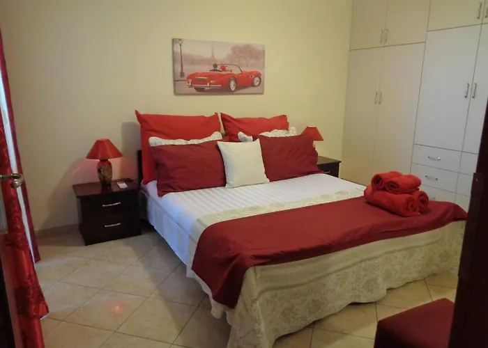 Kuri Apartament *